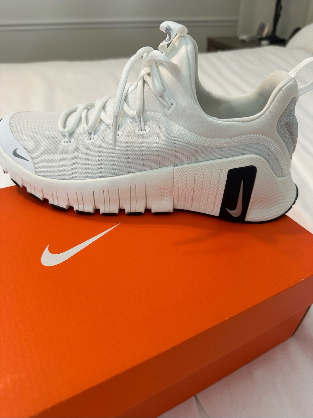 NEW Nike Free Metcon 6 Premium Summit White Sail Black Metallic Silver - Picture 5 of 6